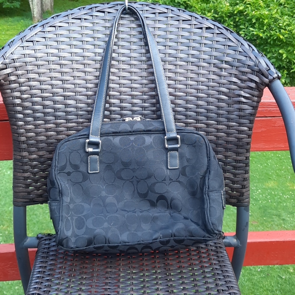 Coach Handbag - Picture 2 of 7